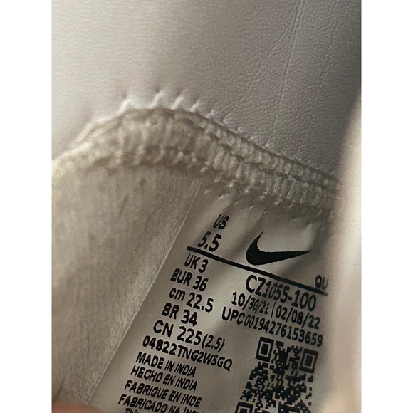 Nike Blazer Mid 77 Vintage Women\'s 5.5 White Black CZ1055-100 High Top Sneaker